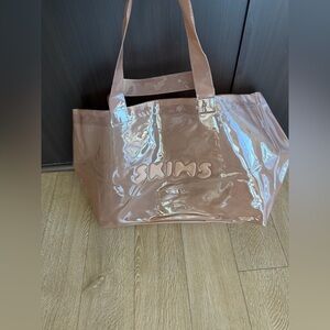 Skims Brown Plastic Shopping Bag. 💕⚡️